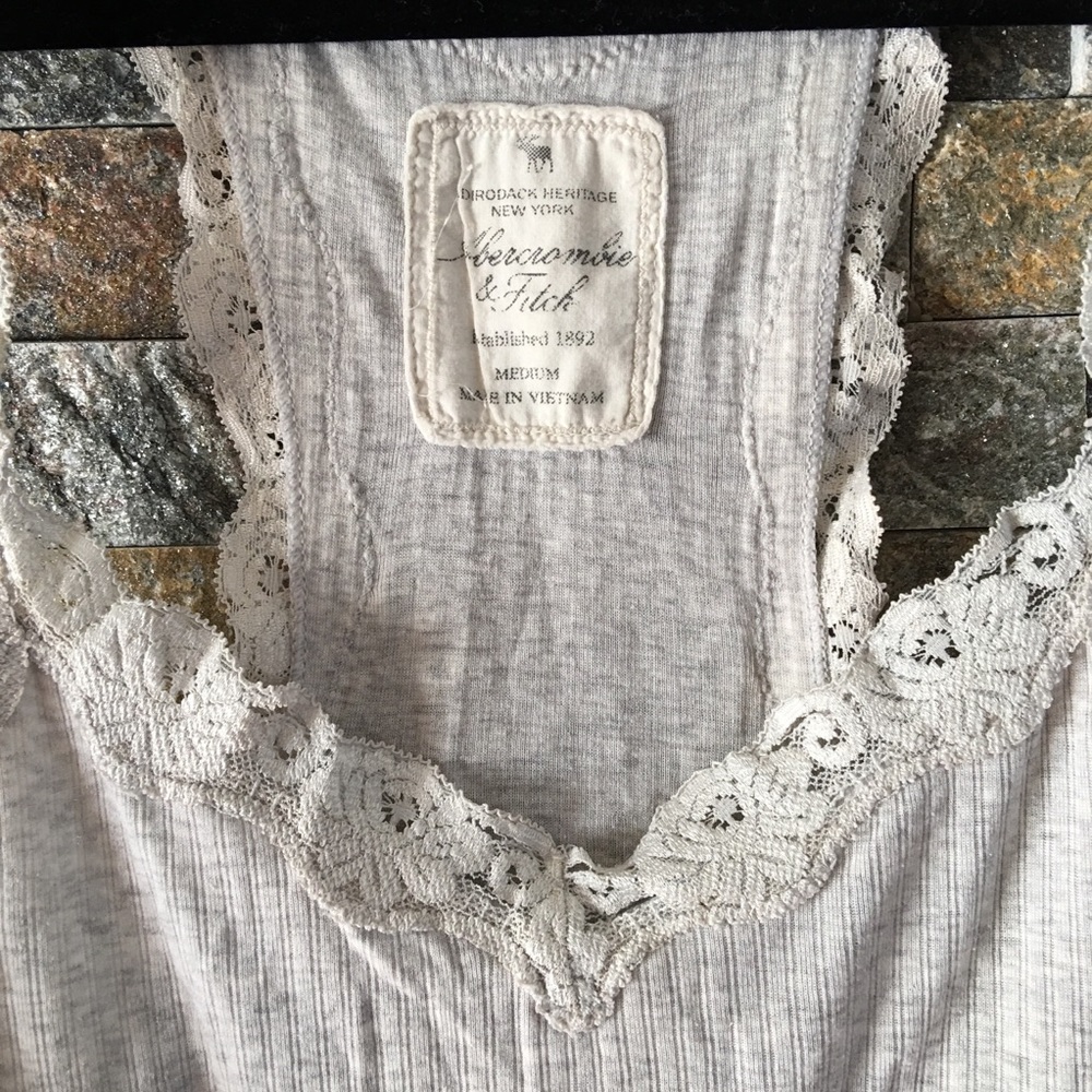 A&F Tank - Picture 2 of 2